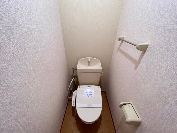 物件内観写真12　(トイレ)