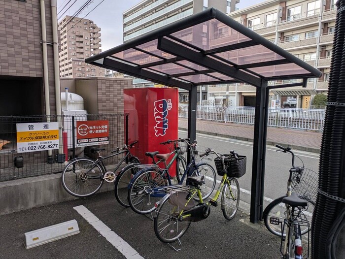 物件外観写真6　(駐輪場)