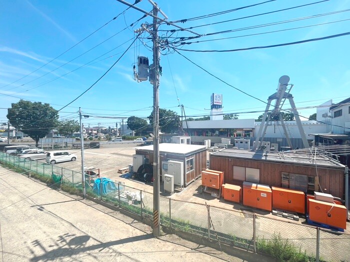 物件内観写真16　(室内からの展望)