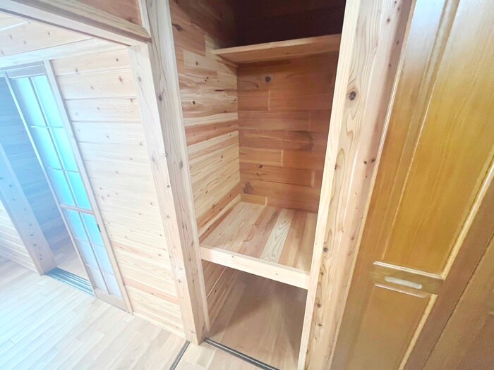 物件内観写真17　(収納)