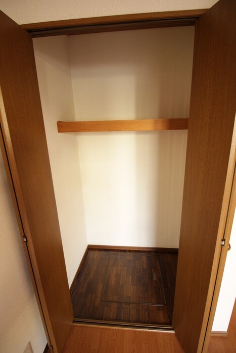 物件内観写真9　(収納)