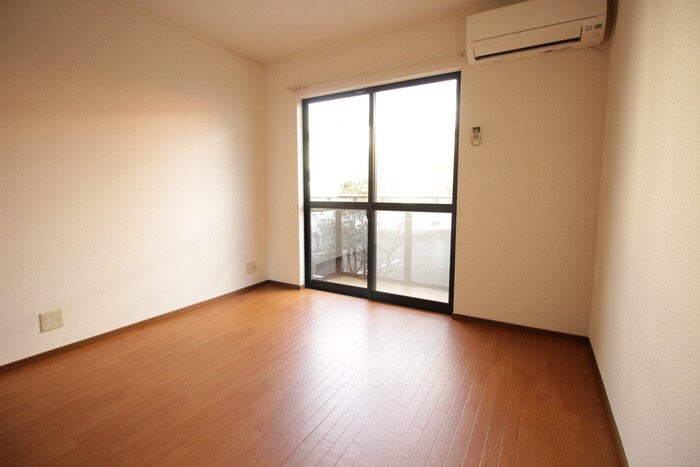 物件内観写真17　(居室)