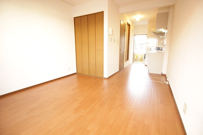 物件内観写真18　(居室)