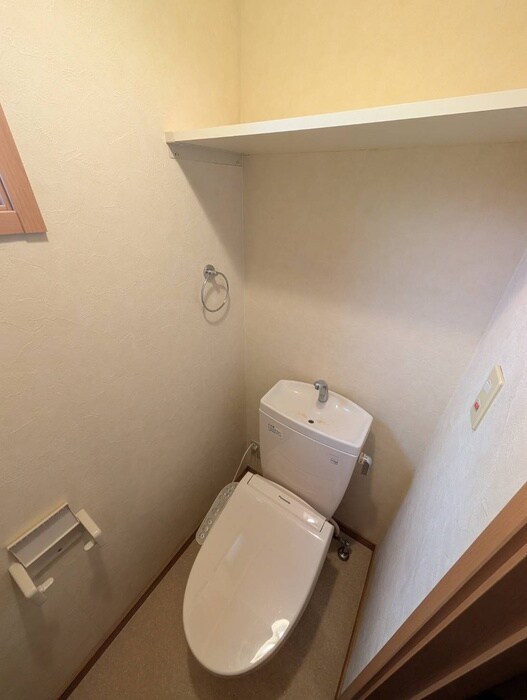 物件内観写真14　(トイレ)
