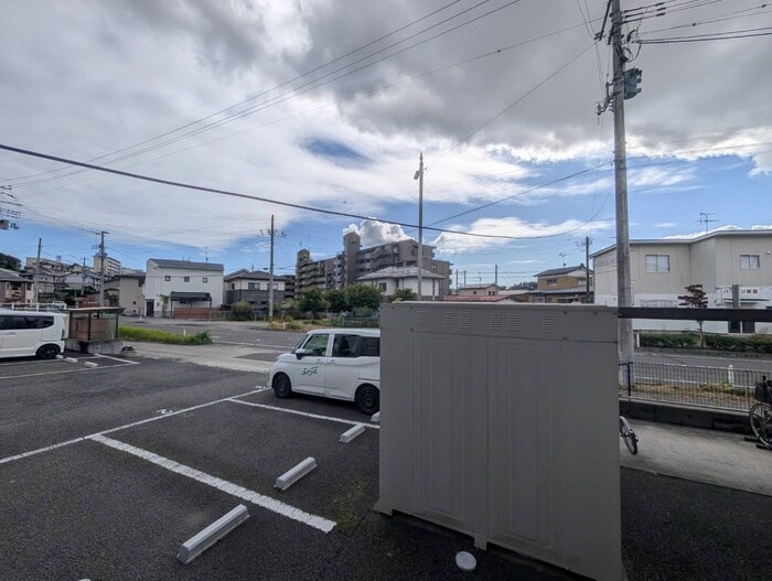 物件内観写真16　(室内からの展望)