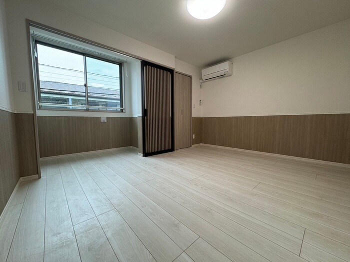 物件内観写真9　(居室)