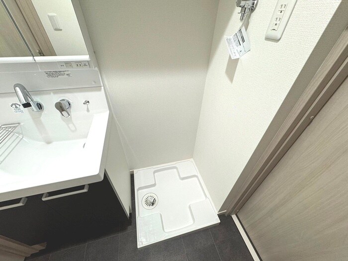 物件内観写真15　(洗濯機置場)