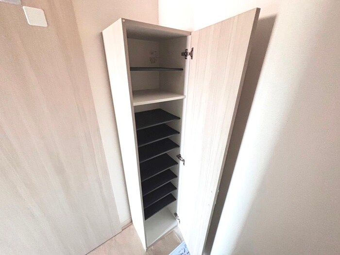 物件内観写真18　(靴箱)