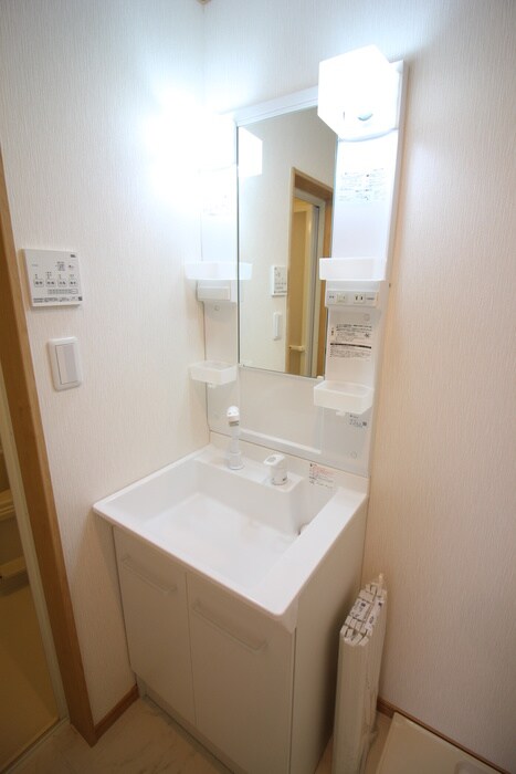 物件内観写真13　(洗面)