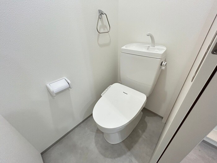 物件内観写真13　(トイレ)