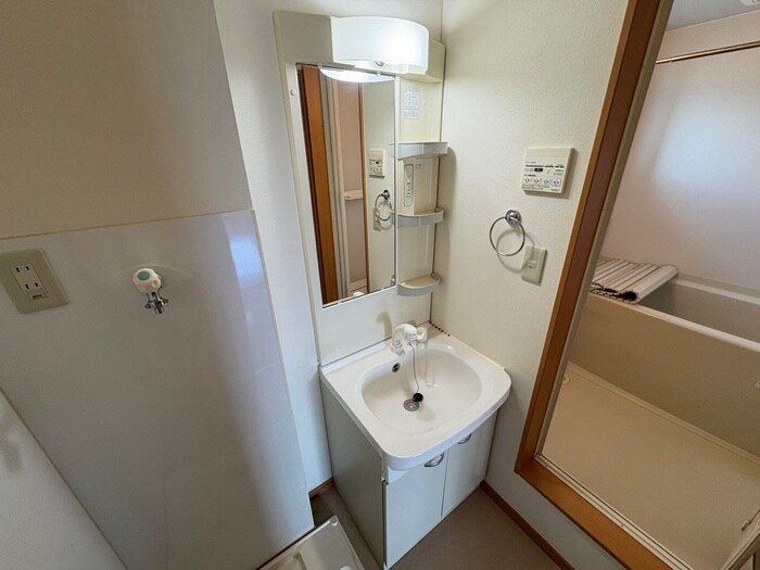 物件内観写真12　(洗面)