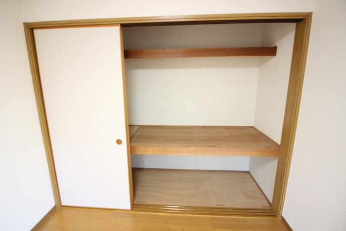 物件内観写真13　(収納)