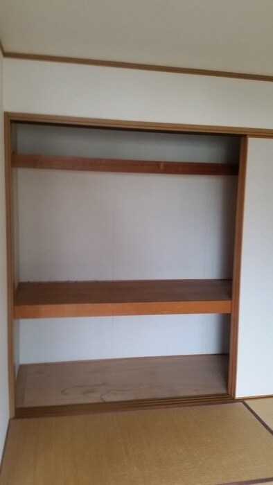 物件内観写真13　(収納)