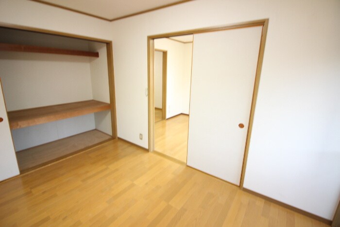 物件内観写真18　(居室)