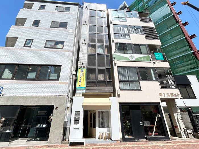 物件外観写真4　(外観写真)