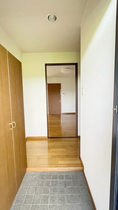 物件内観写真20　(玄関)