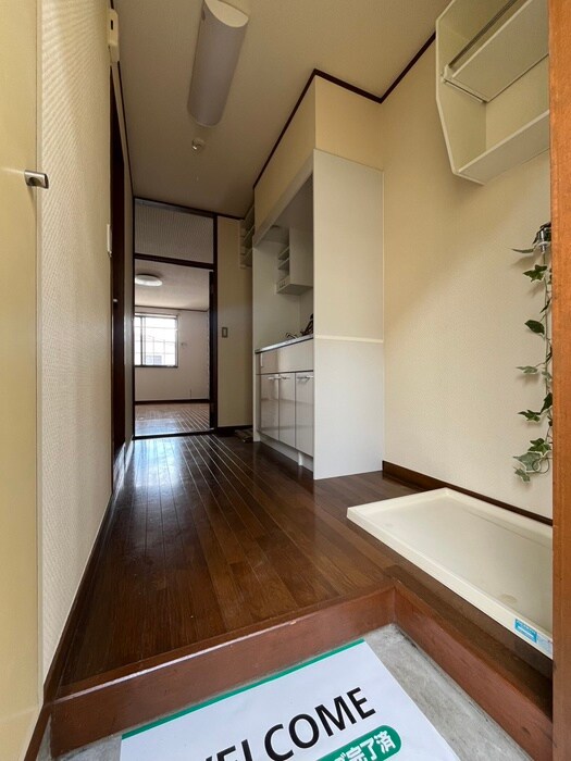 物件内観写真16　(廊下)