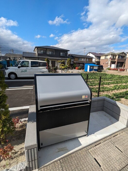 物件外観写真6　(建物設備)