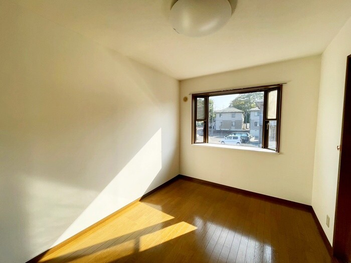 物件内観写真6　(居室)