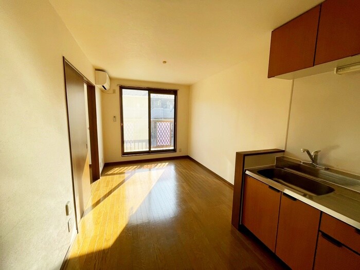 物件内観写真15　(居室)