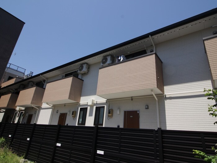 物件外観写真1　(外観写真)