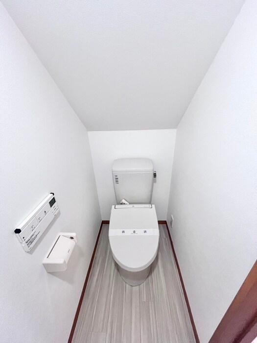 物件内観写真13　(トイレ)