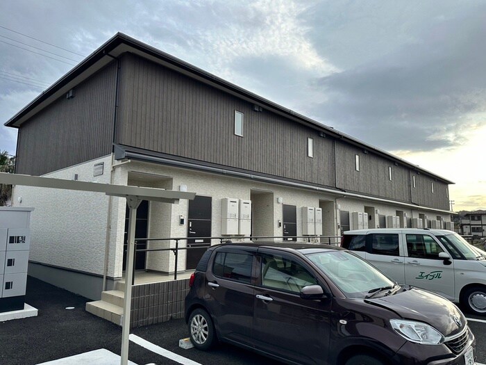 物件外観写真6　(外観写真)