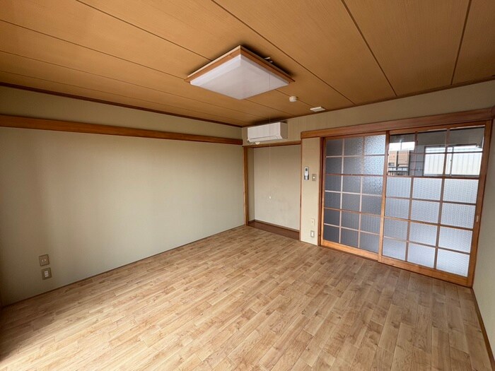 物件内観写真7　(居室)