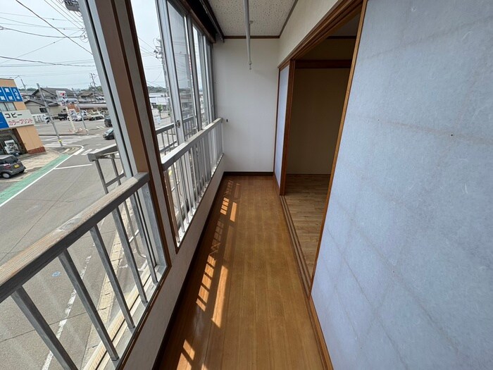 物件内観写真10　(居室)