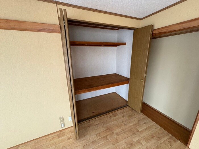物件内観写真11　(収納)