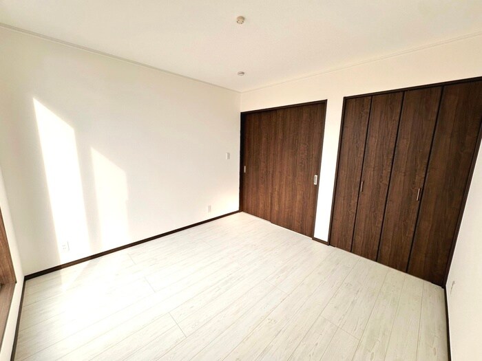 物件内観写真8　(居室)