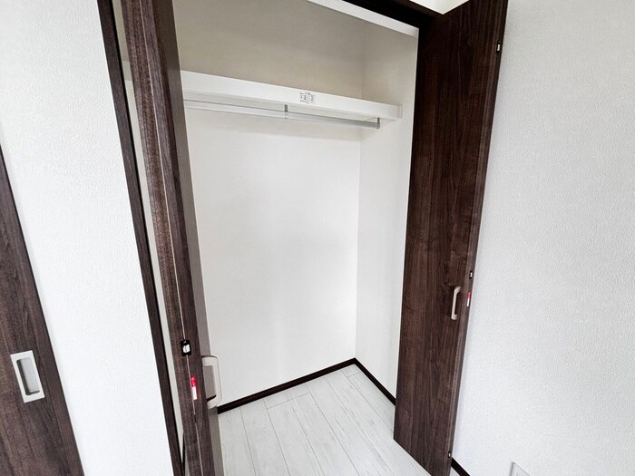 物件内観写真10　(収納)