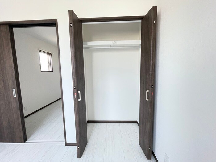 物件内観写真11　(収納)