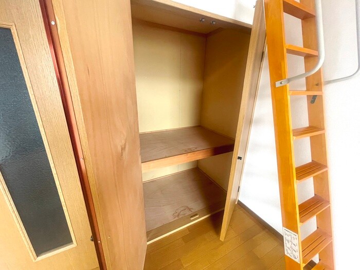 物件内観写真12　(収納)