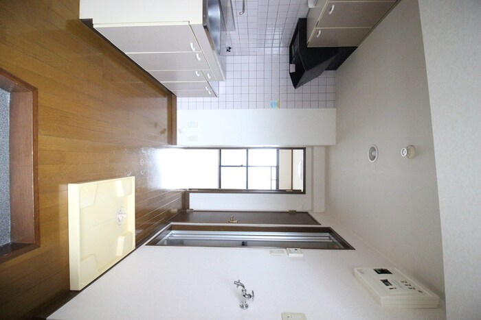 物件内観写真17　(玄関)