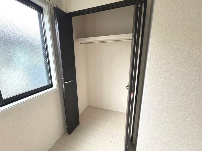 物件内観写真15　(収納)