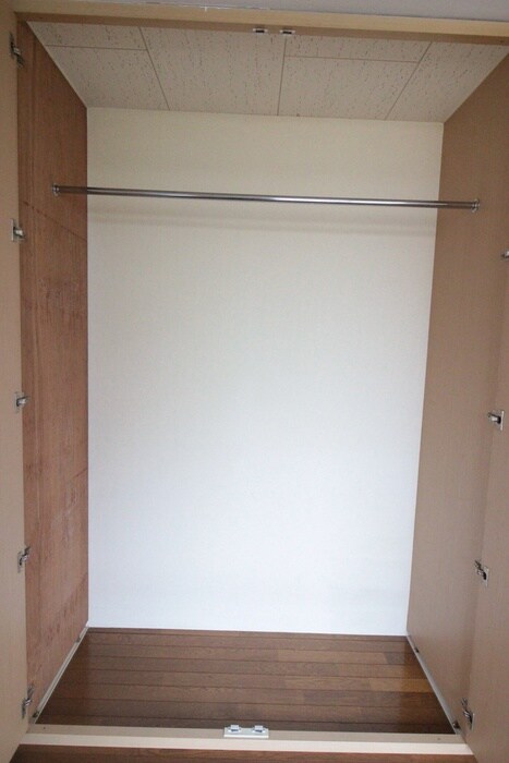 物件内観写真11　(収納)