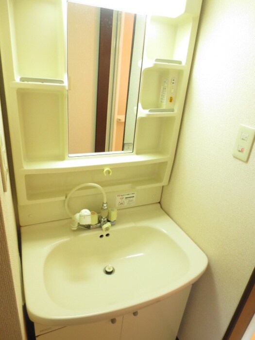 物件内観写真11　(洗面)