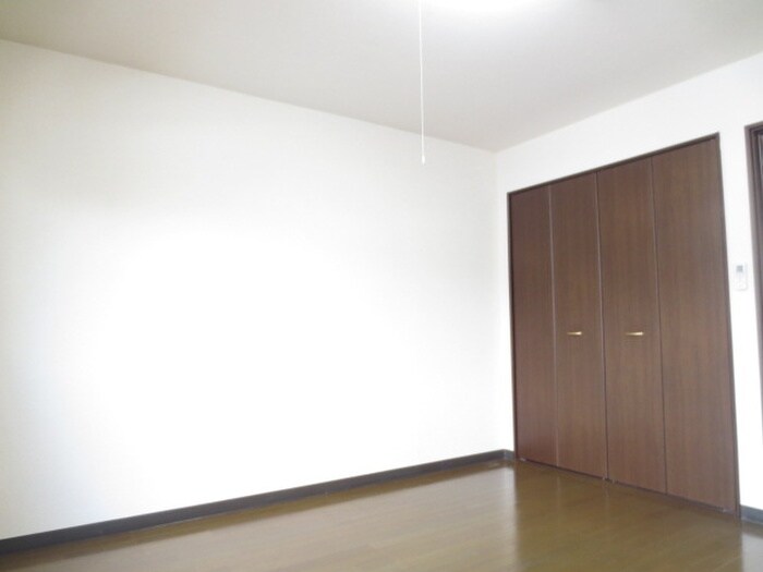 物件内観写真13　(居室)