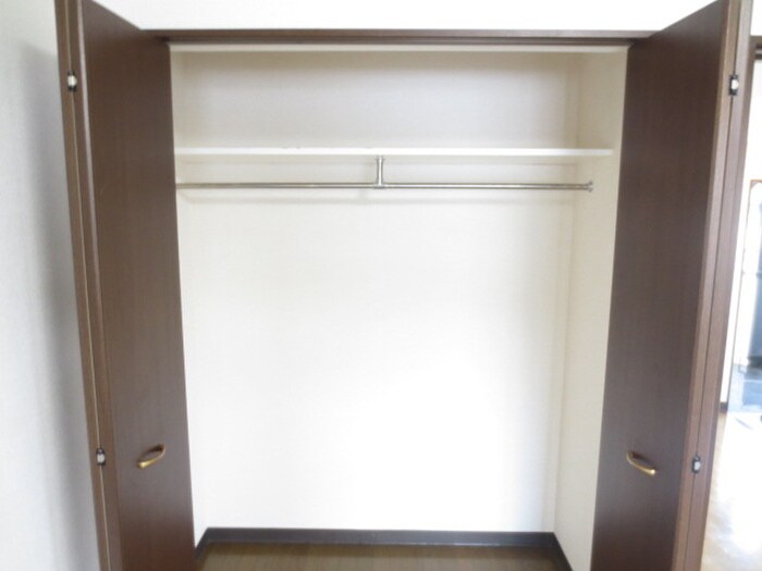 物件内観写真15　(収納)