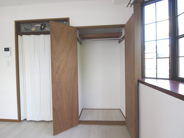 物件内観写真15　(収納)