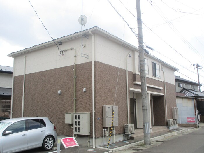 物件外観写真2　(外観写真)