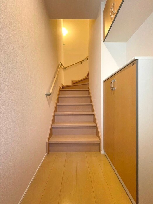 物件内観写真17　(廊下)