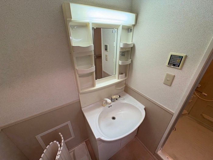 物件内観写真12　(洗面)