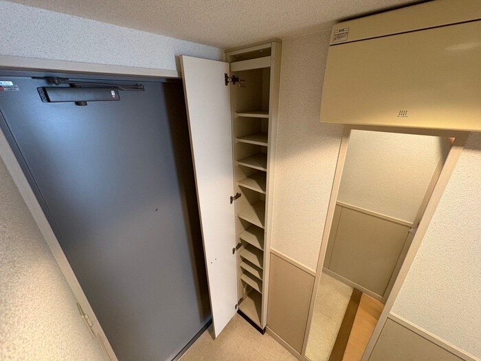 物件内観写真17　(靴箱)