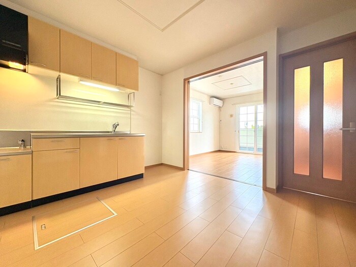 物件内観写真9　(居室)