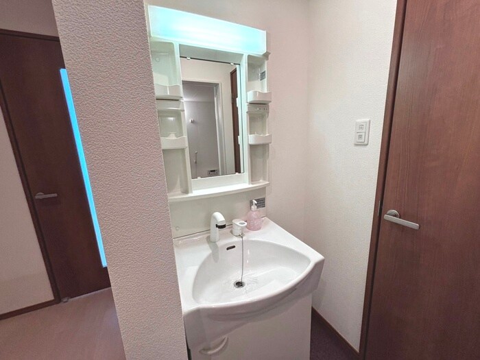 物件内観写真13　(洗面)