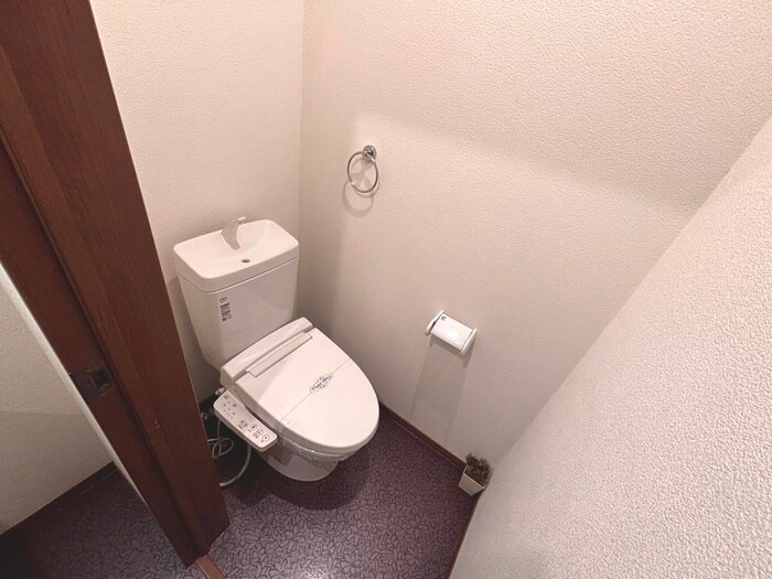 物件内観写真14　(トイレ)