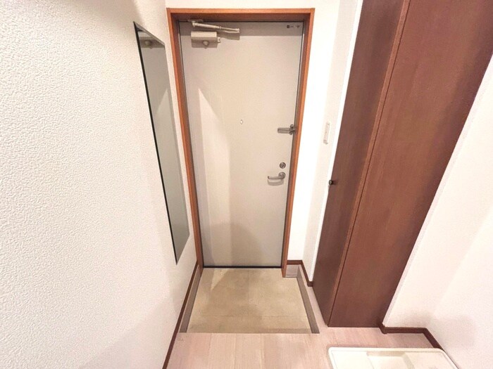 物件内観写真20　(玄関)