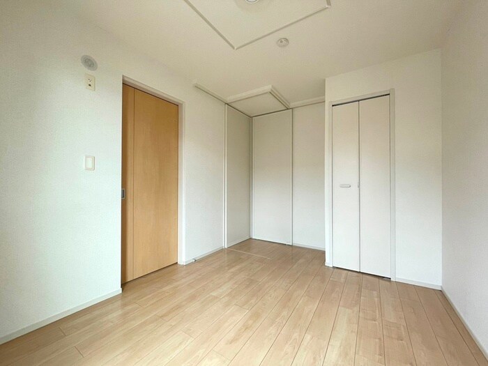 物件内観写真10　(居室)